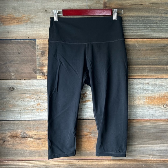 NWOT Everlane The Perform High Waisted Cropped Leggings - Picture 4 of 6